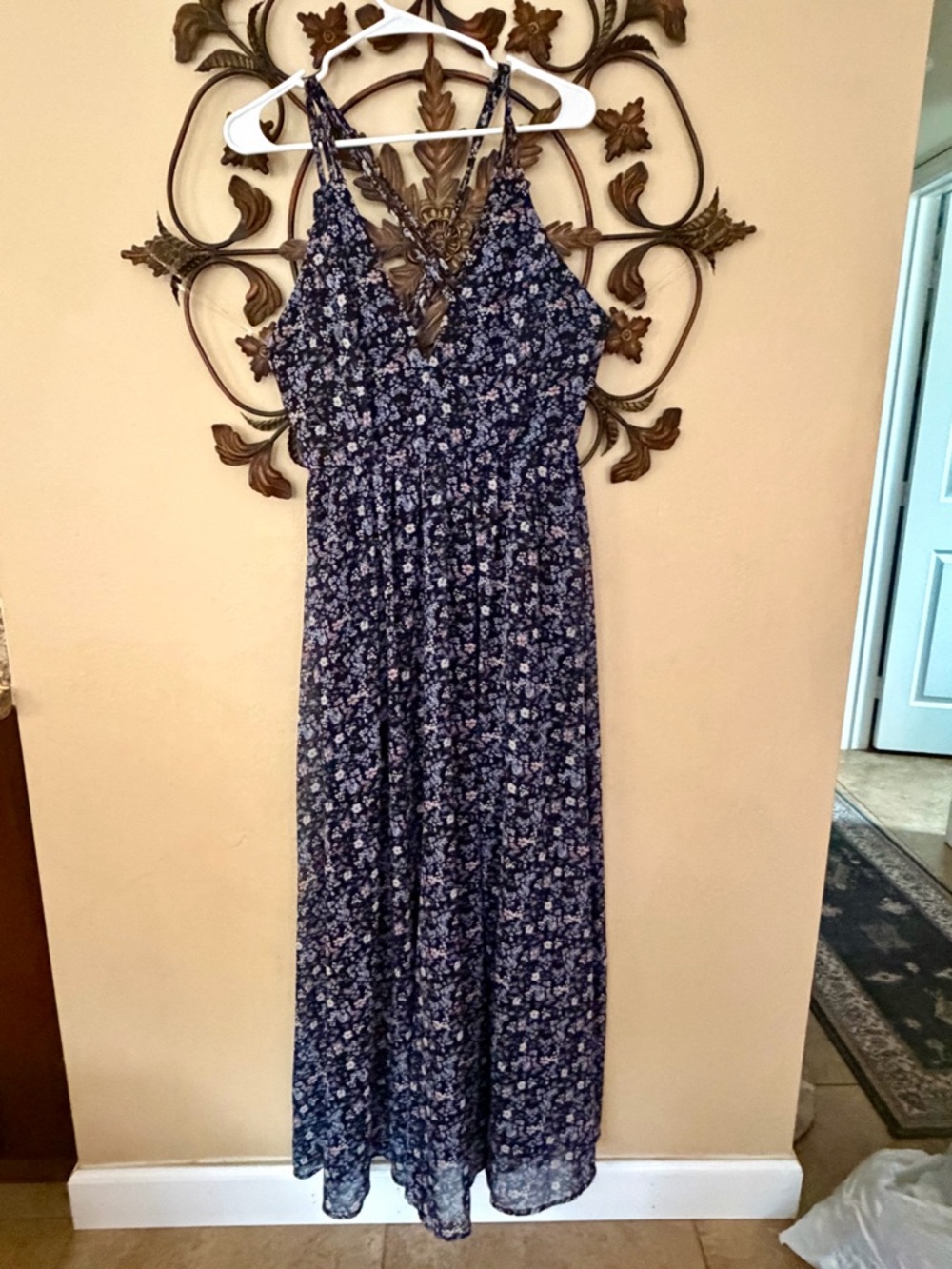Trac Navy Blue White Floral Maxi Dress Triple Cross Straps Back Filly Lined L